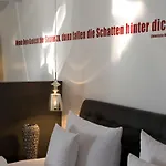 رومانتيك يوغنشتيلهوتيل بلفيو فندق