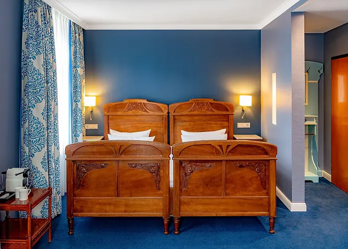 מלון Romantik Jugendstilhotel Bellevue טראבן-טרארבאך